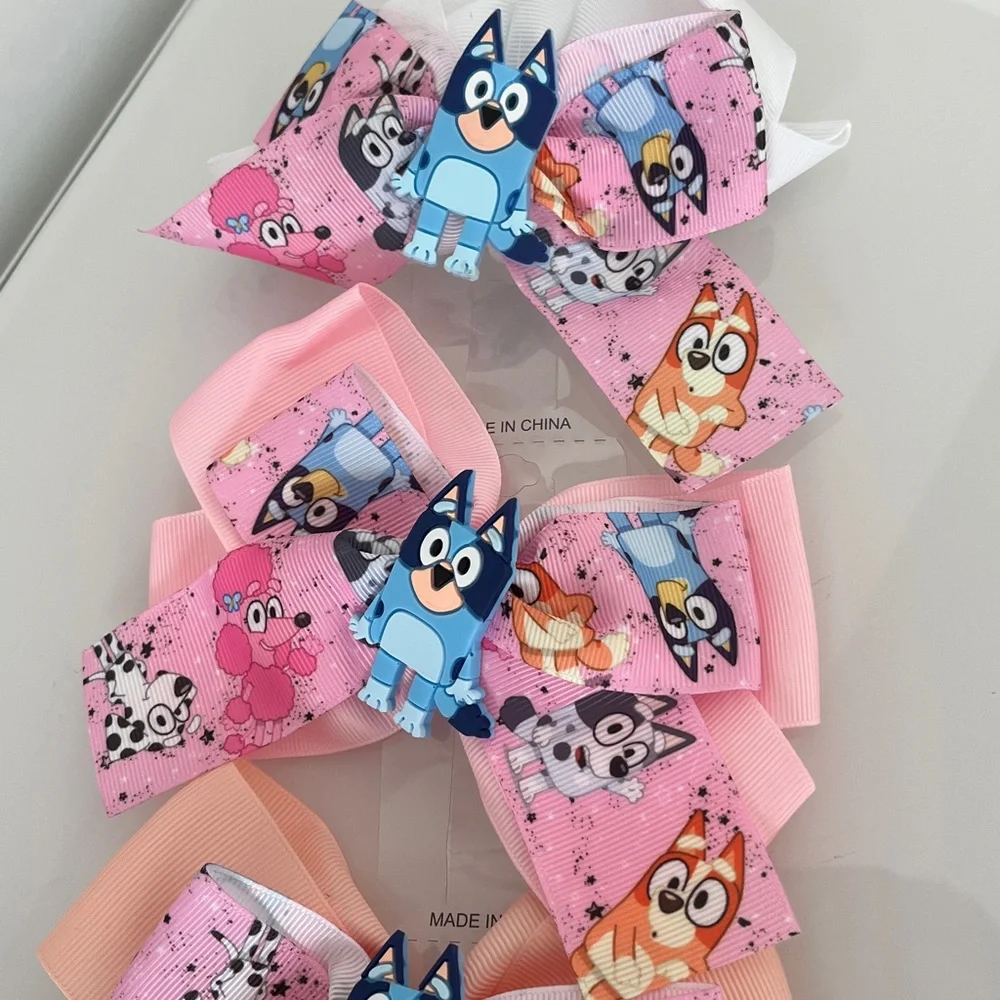 Bundle of 8 Bluey Bow Hair Clips Ribbons NWT